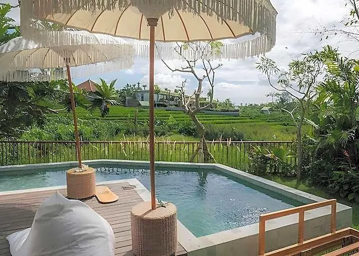 Gruen Canggu Garden Resort